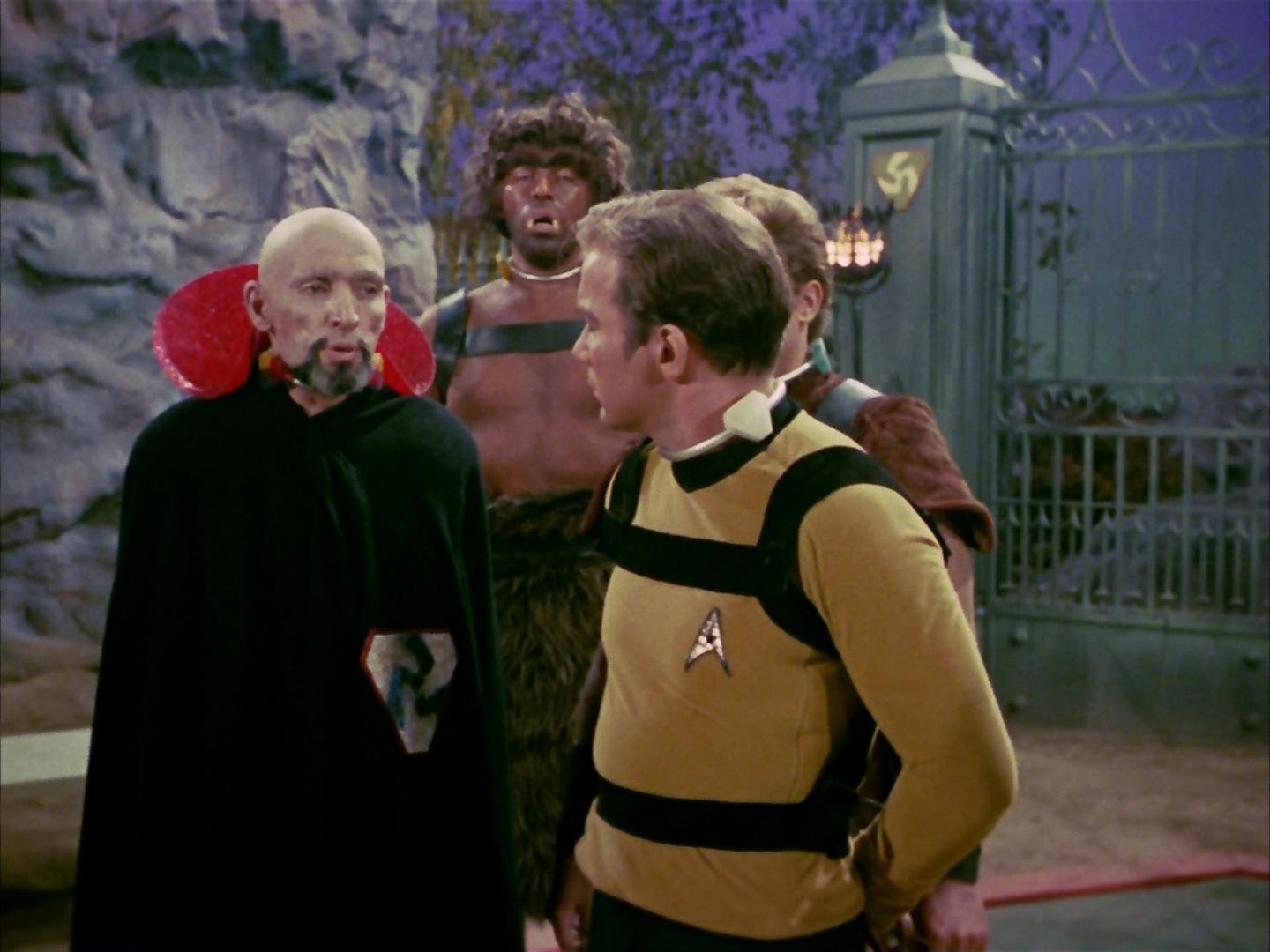 ariane179254_StarTrek_2x16_TheGamestersOfTriskelion_1338.jpg