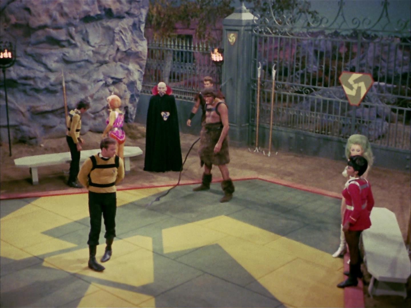 ariane179254_StarTrek_2x16_TheGamestersOfTriskelion_1355.jpg