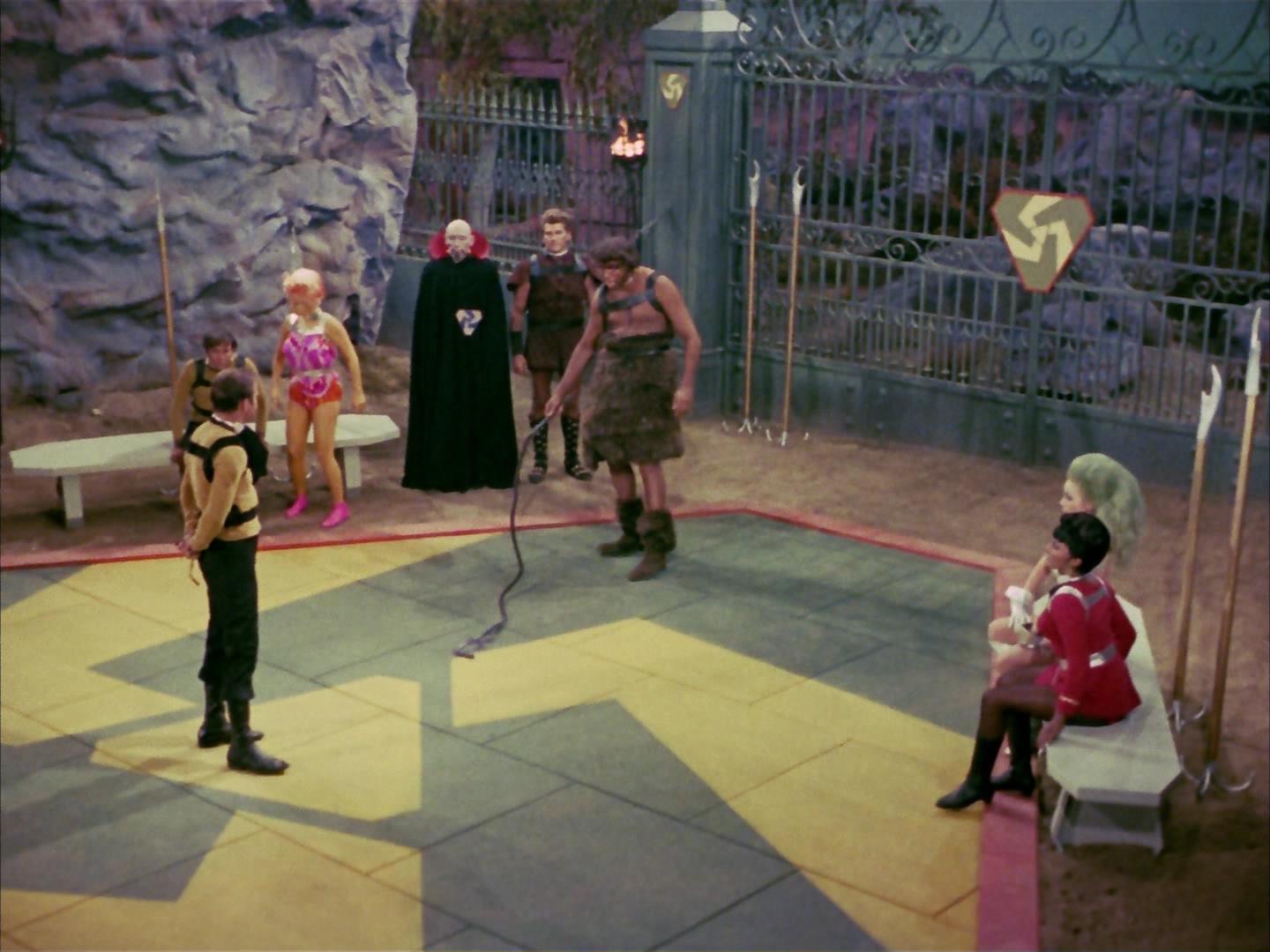 ariane179254_StarTrek_2x16_TheGamestersOfTriskelion_1358.jpg