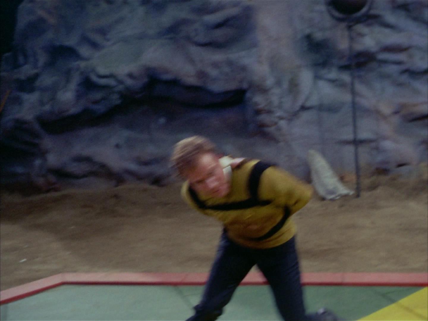 ariane179254_StarTrek_2x16_TheGamestersOfTriskelion_1396.jpg