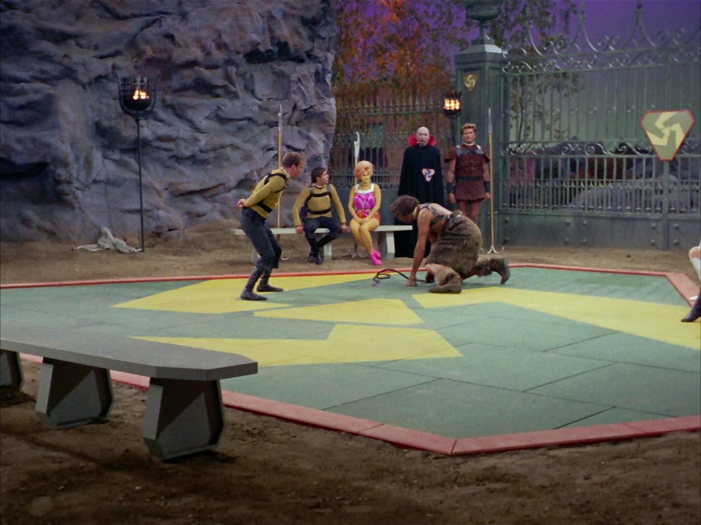 ariane179254_StarTrek_2x16_TheGamestersOfTriskelion_1415.jpg