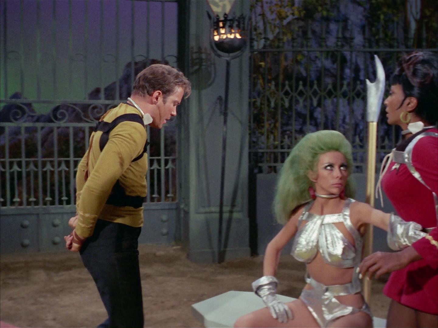 ariane179254_StarTrek_2x16_TheGamestersOfTriskelion_1431.jpg