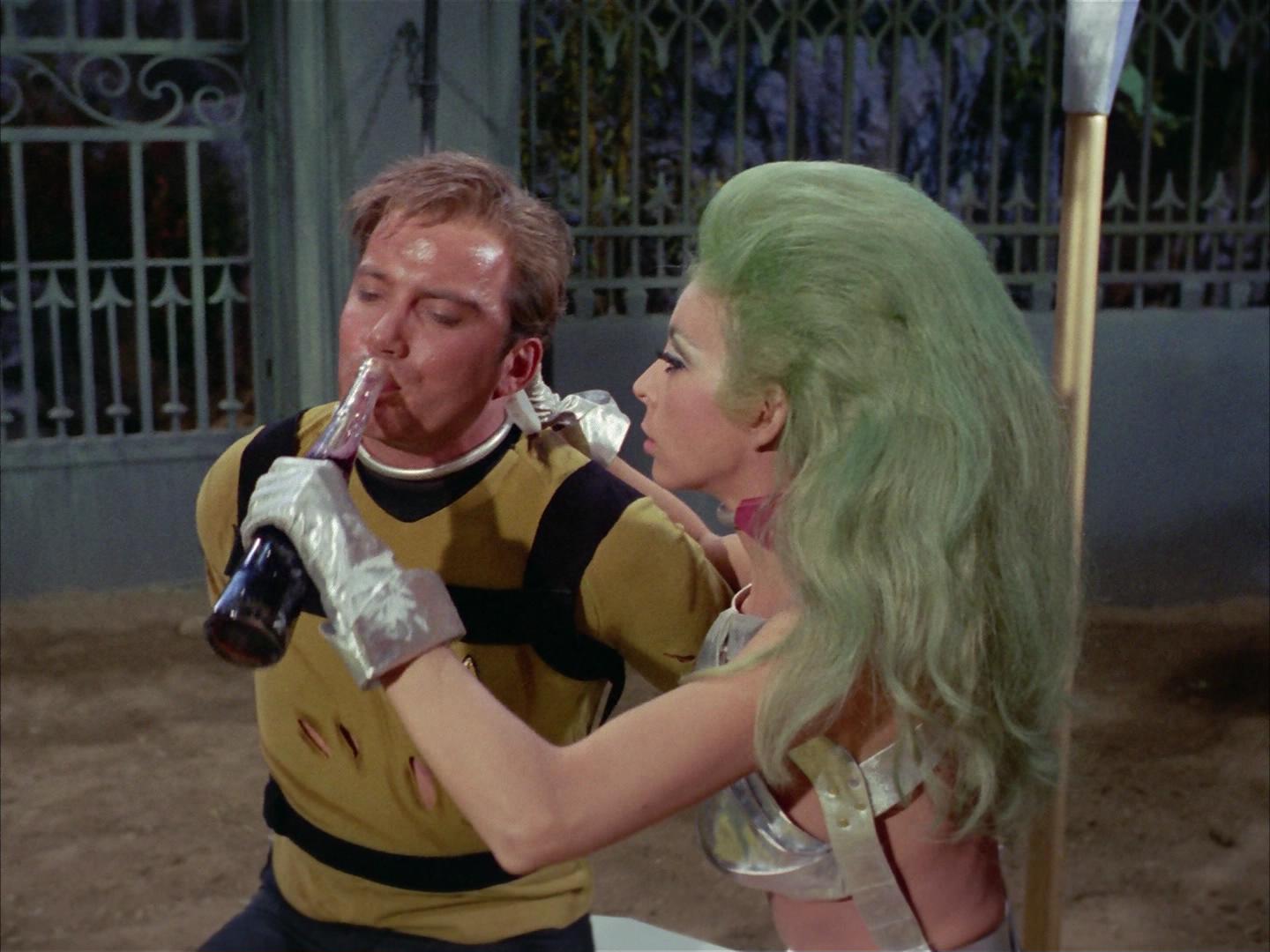 ariane179254_StarTrek_2x16_TheGamestersOfTriskelion_1444.jpg