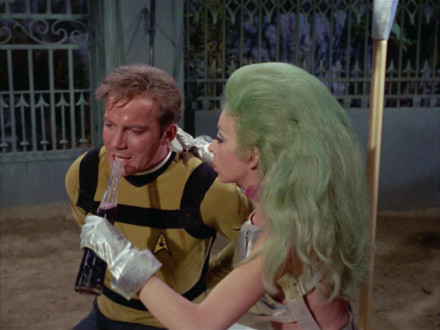 ariane179254_StarTrek_2x16_TheGamestersOfTriskelion_1445.jpg