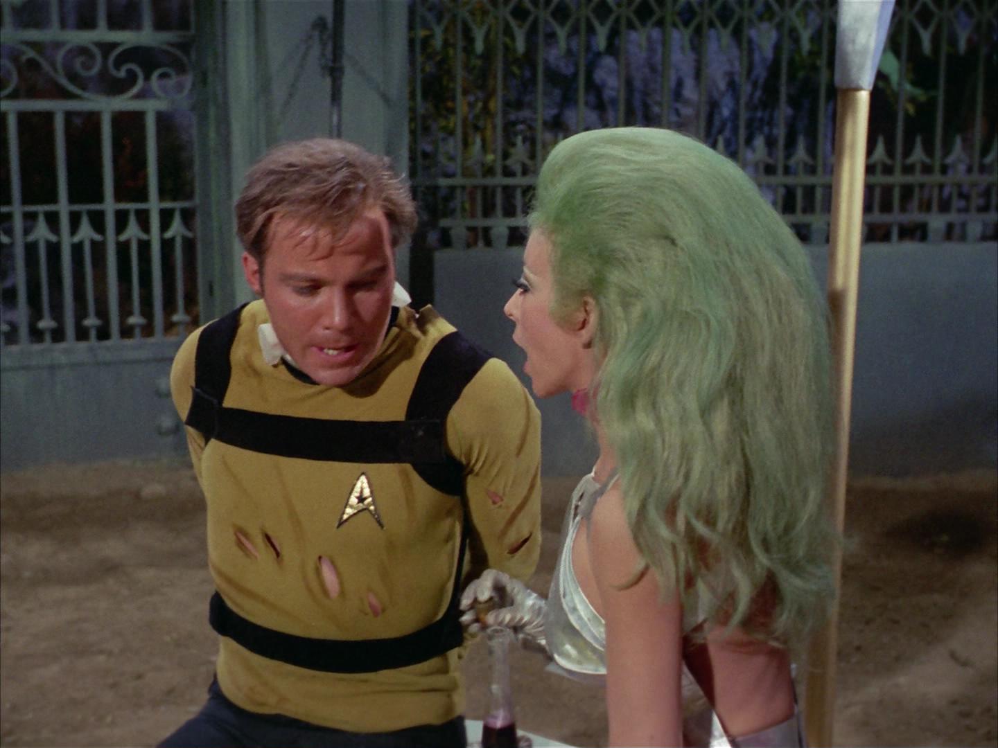 ariane179254_StarTrek_2x16_TheGamestersOfTriskelion_1448.jpg