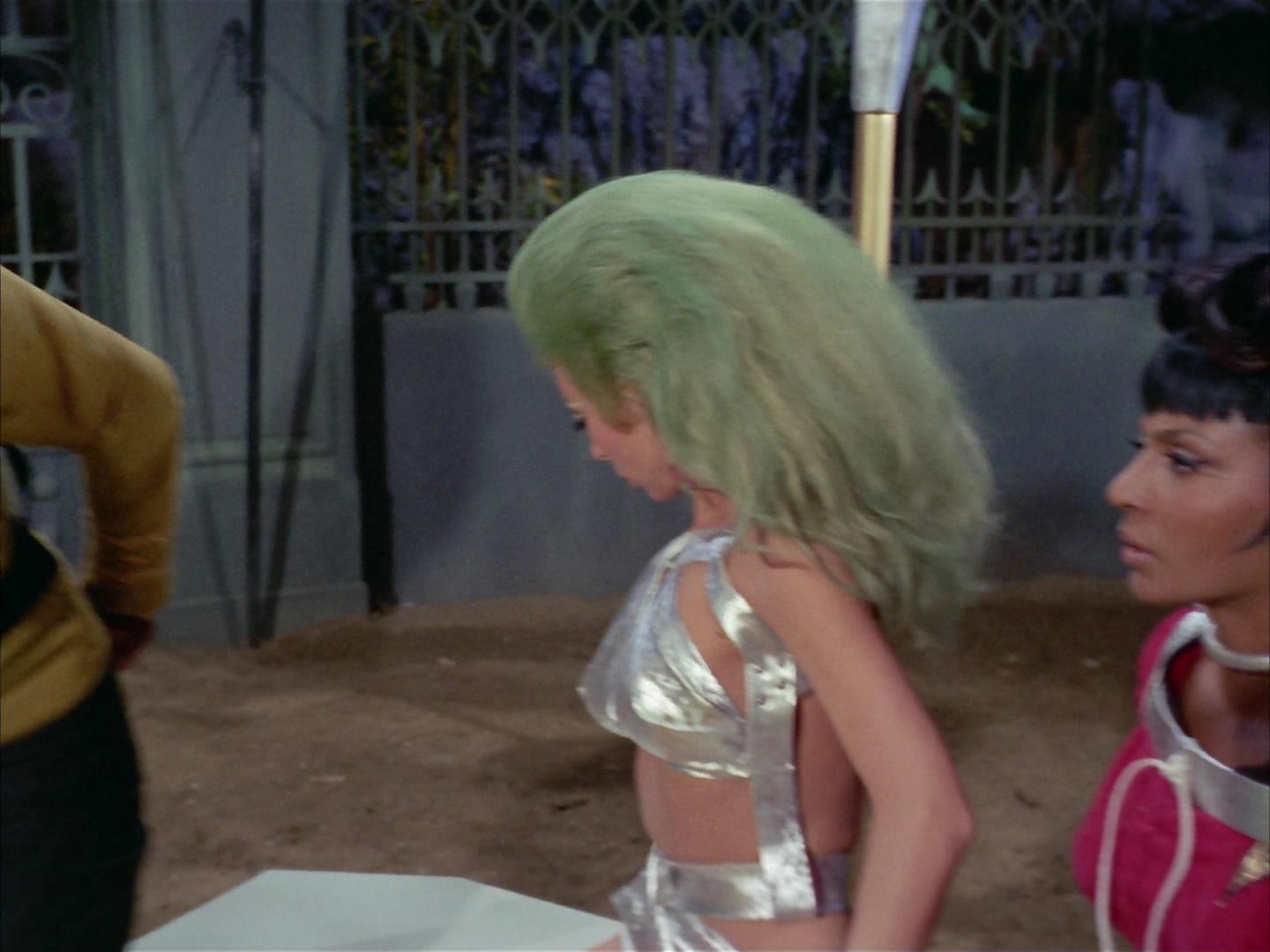ariane179254_StarTrek_2x16_TheGamestersOfTriskelion_1460.jpg