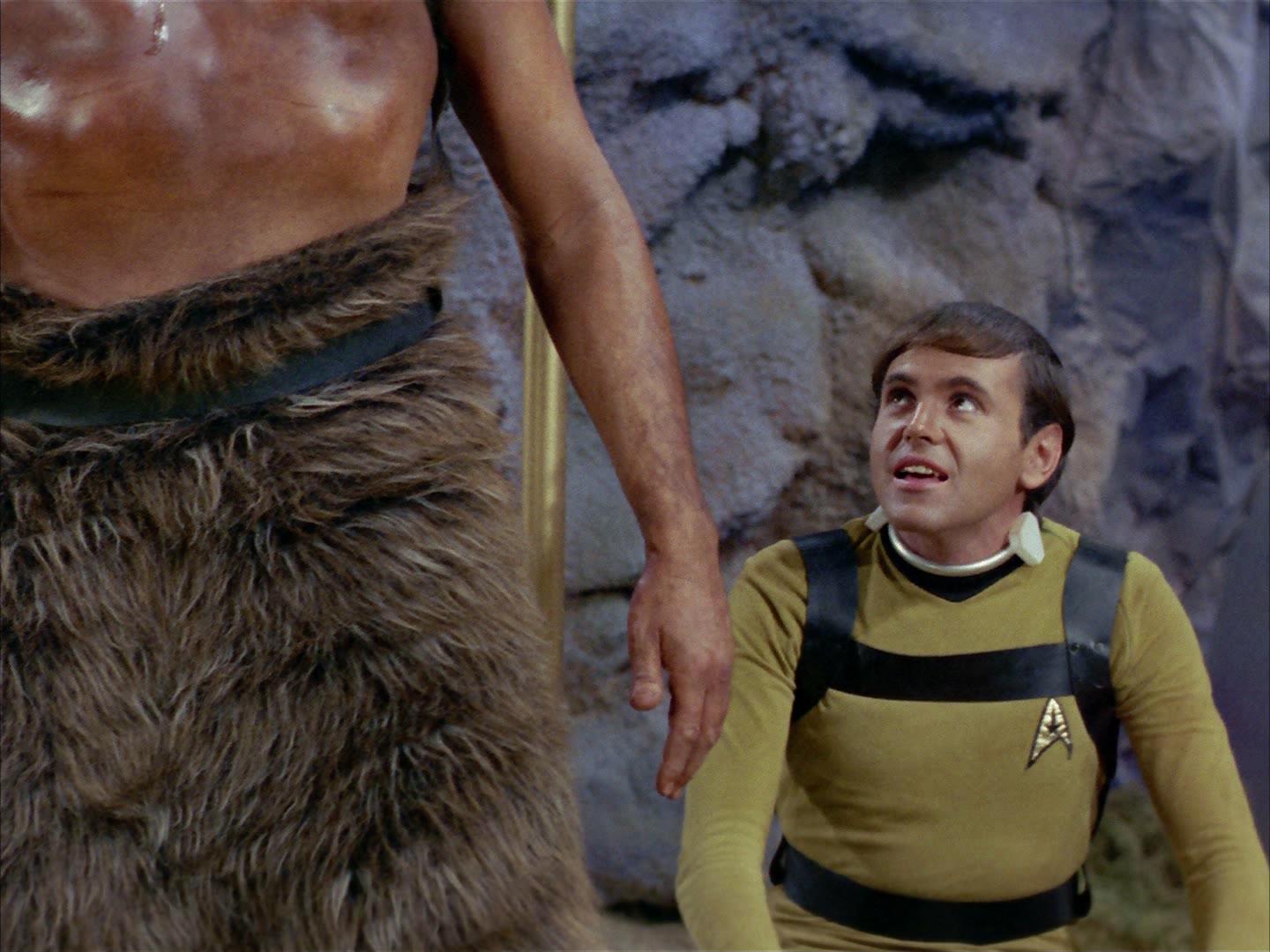 ariane179254_StarTrek_2x16_TheGamestersOfTriskelion_1465.jpg
