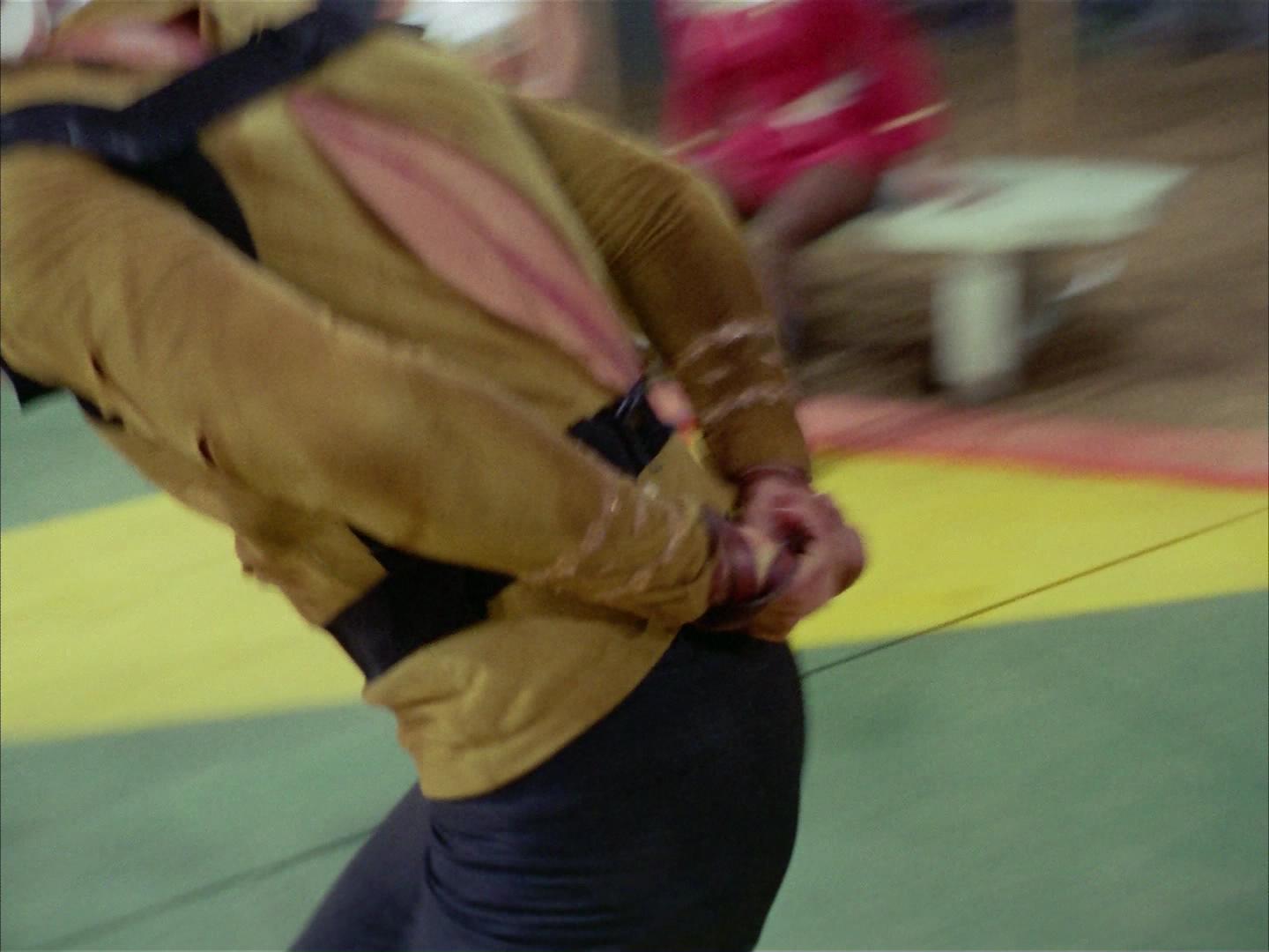 ariane179254_StarTrek_2x16_TheGamestersOfTriskelion_1487.jpg