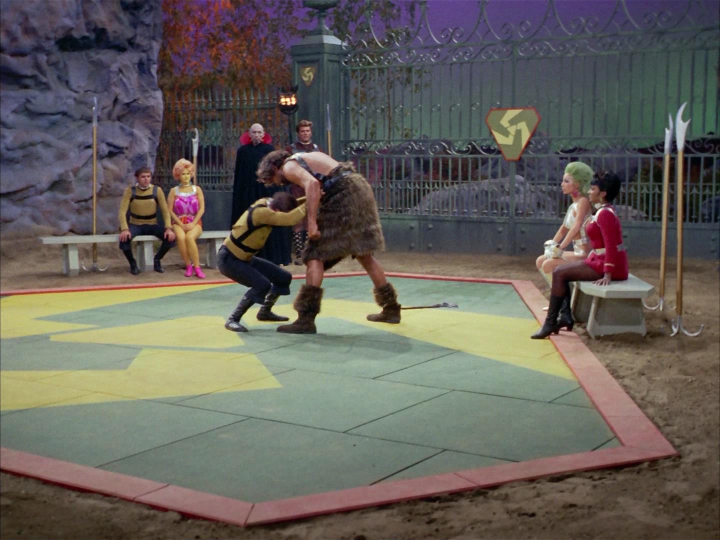 ariane179254_StarTrek_2x16_TheGamestersOfTriskelion_1503.jpg