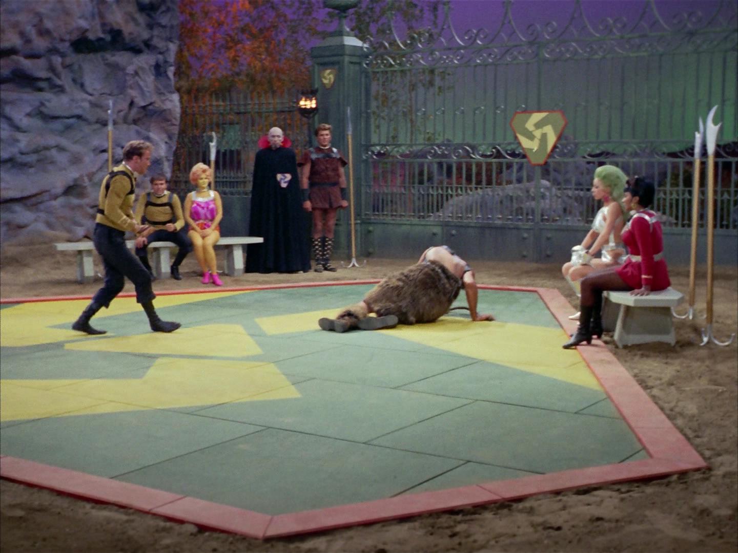 ariane179254_StarTrek_2x16_TheGamestersOfTriskelion_1505.jpg