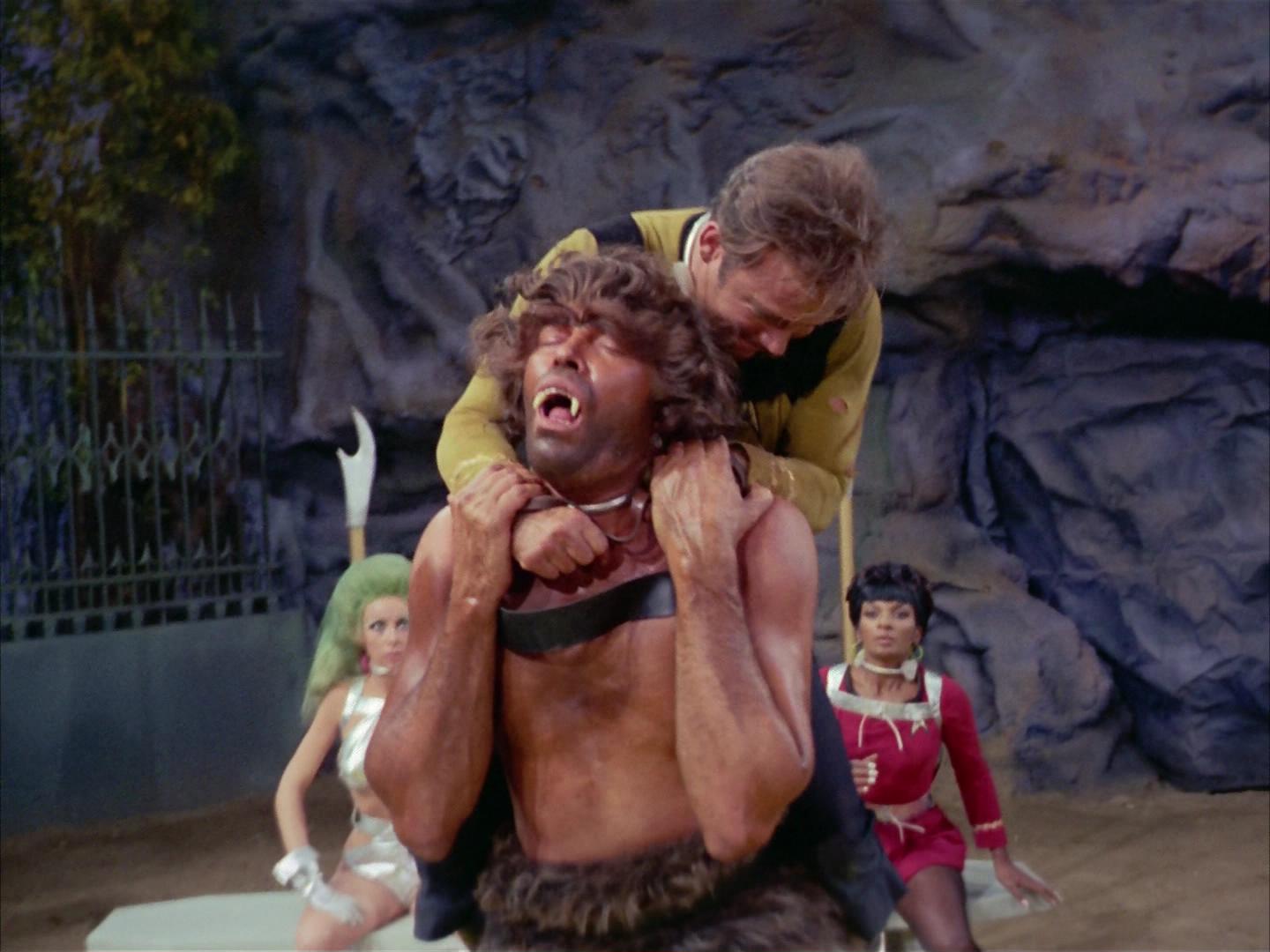 ariane179254_StarTrek_2x16_TheGamestersOfTriskelion_1523.jpg