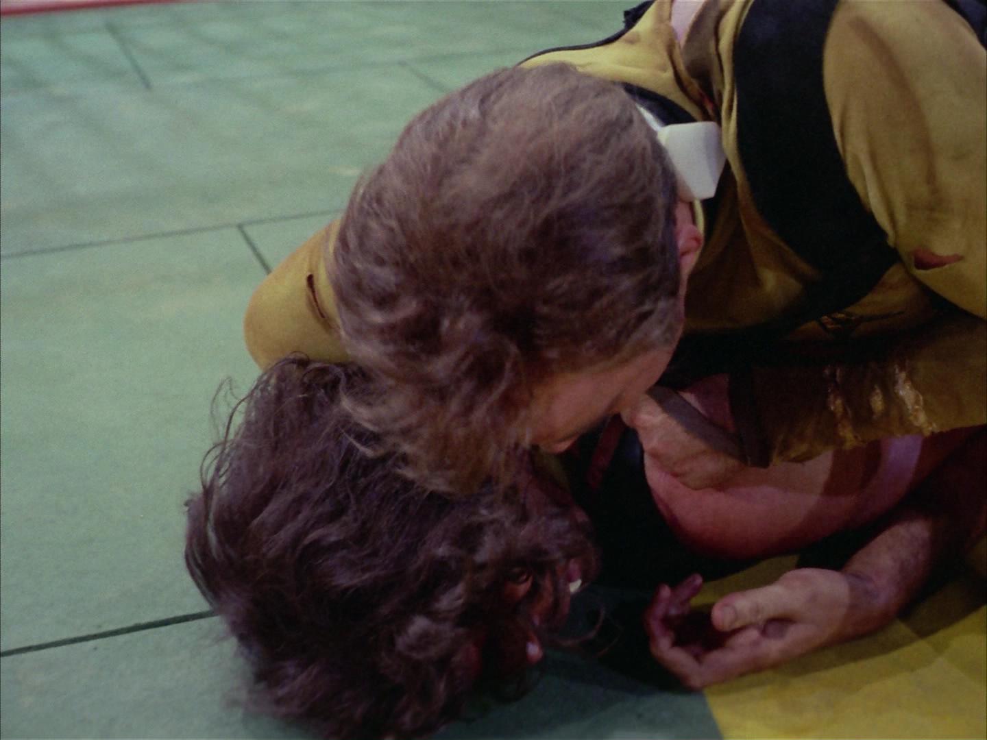 ariane179254_StarTrek_2x16_TheGamestersOfTriskelion_1531.jpg