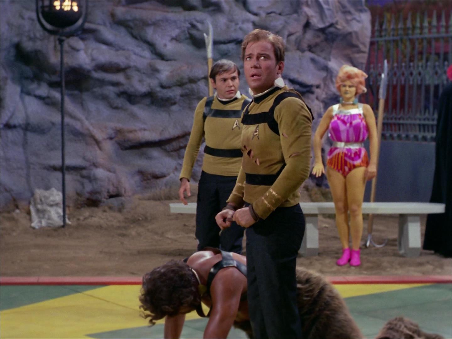 ariane179254_StarTrek_2x16_TheGamestersOfTriskelion_1547.jpg