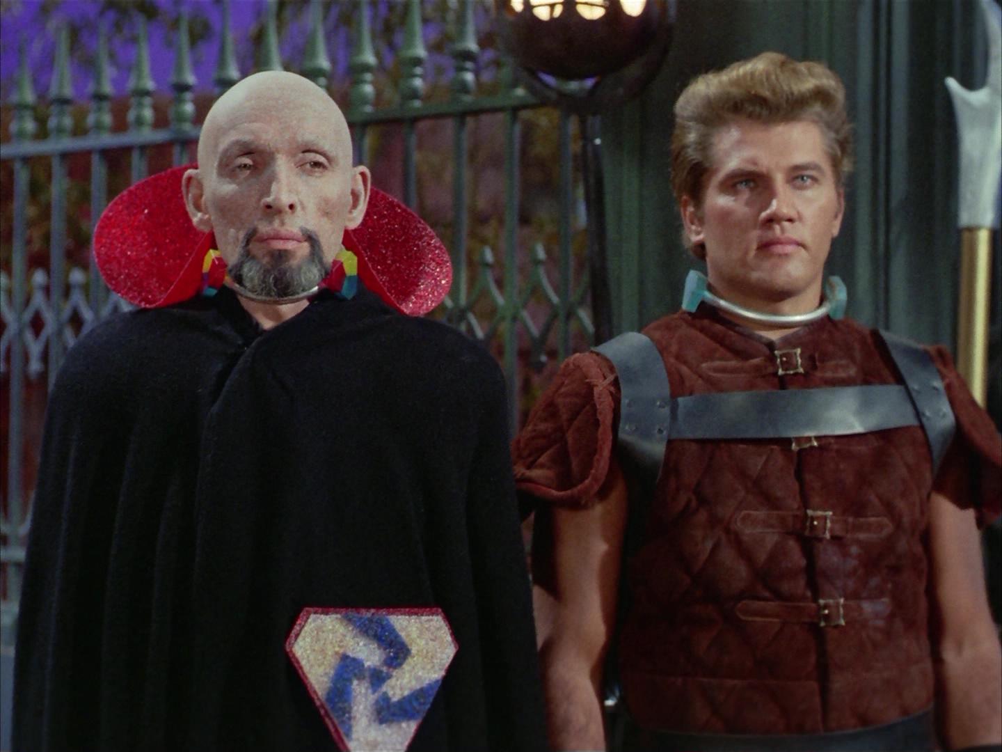 ariane179254_StarTrek_2x16_TheGamestersOfTriskelion_1558.jpg