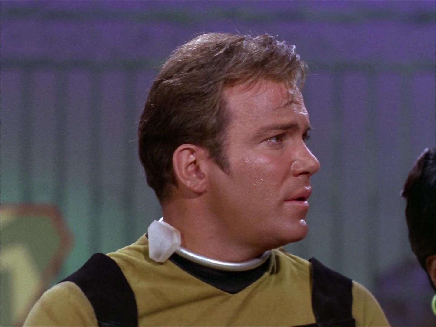 ariane179254_StarTrek_2x16_TheGamestersOfTriskelion_1593.jpg