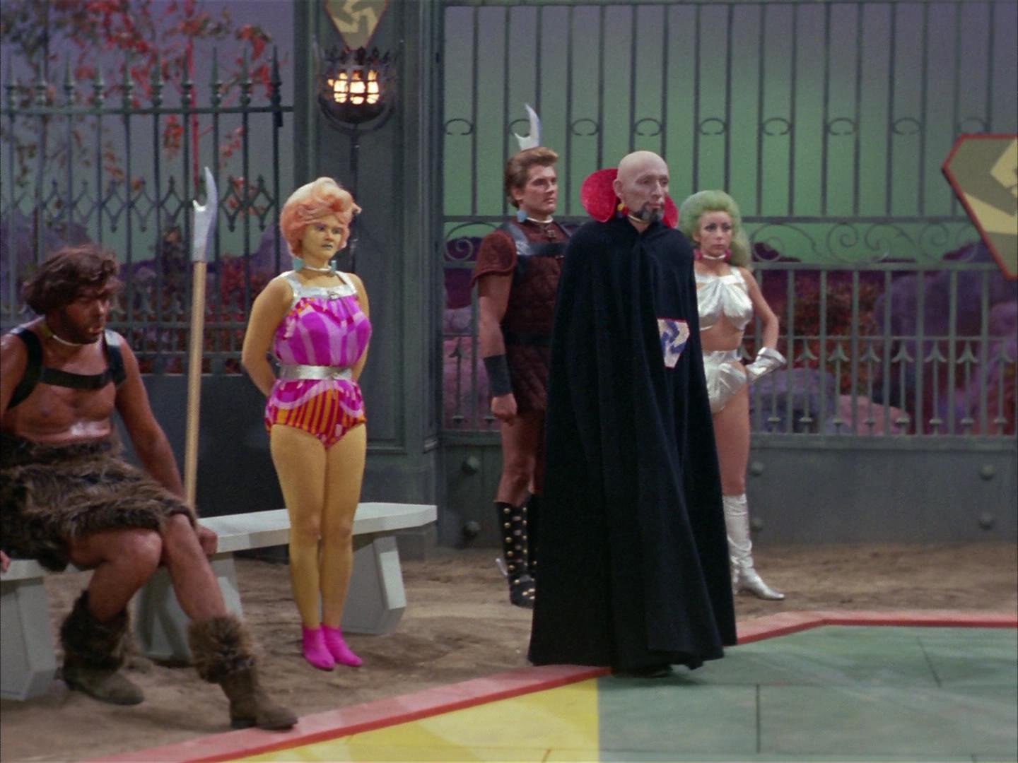 ariane179254_StarTrek_2x16_TheGamestersOfTriskelion_1603.jpg
