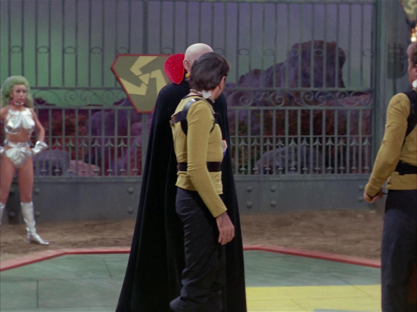 ariane179254_StarTrek_2x16_TheGamestersOfTriskelion_1607.jpg