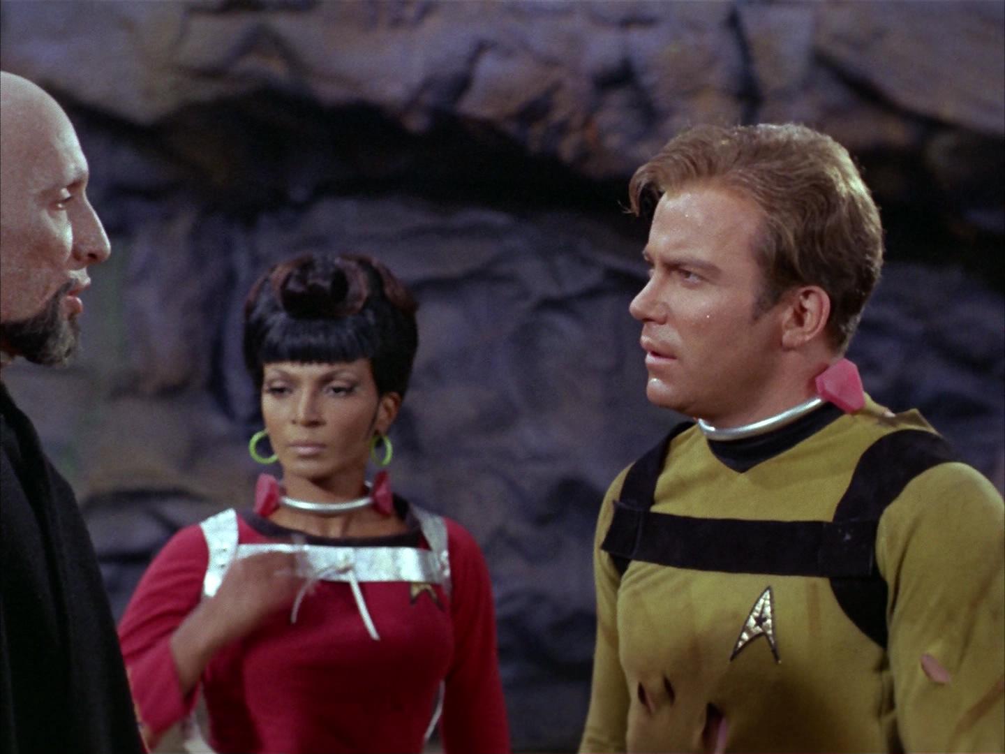 ariane179254_StarTrek_2x16_TheGamestersOfTriskelion_1620.jpg