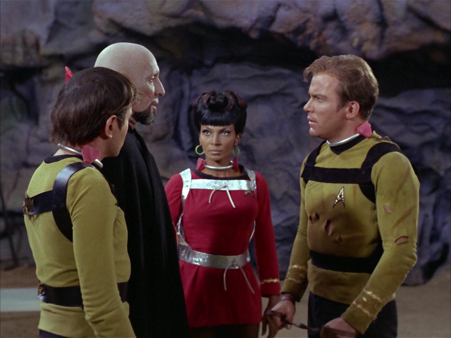 ariane179254_StarTrek_2x16_TheGamestersOfTriskelion_1630.jpg