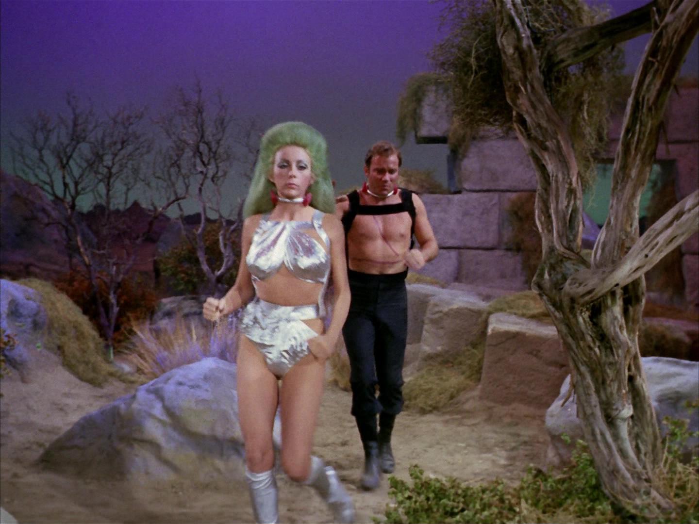 ariane179254_StarTrek_2x16_TheGamestersOfTriskelion_1680.jpg