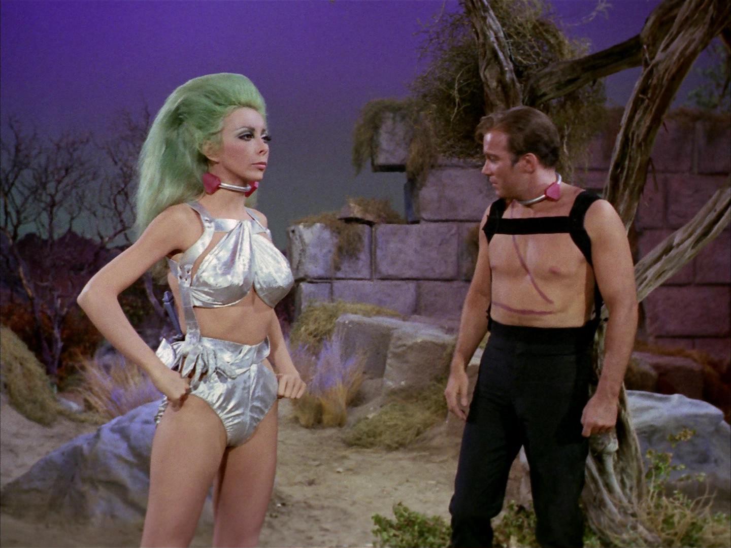 ariane179254_StarTrek_2x16_TheGamestersOfTriskelion_1691.jpg