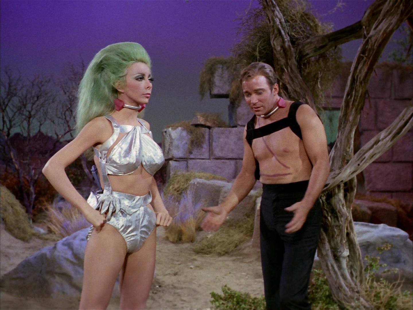ariane179254_StarTrek_2x16_TheGamestersOfTriskelion_1692.jpg