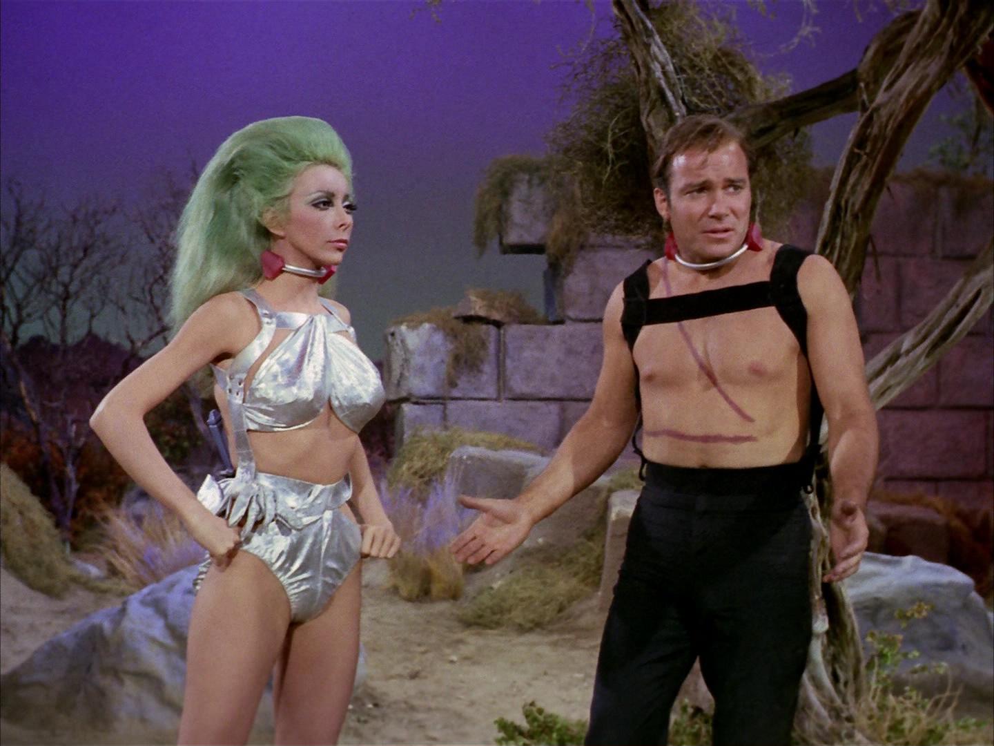 ariane179254_StarTrek_2x16_TheGamestersOfTriskelion_1693.jpg