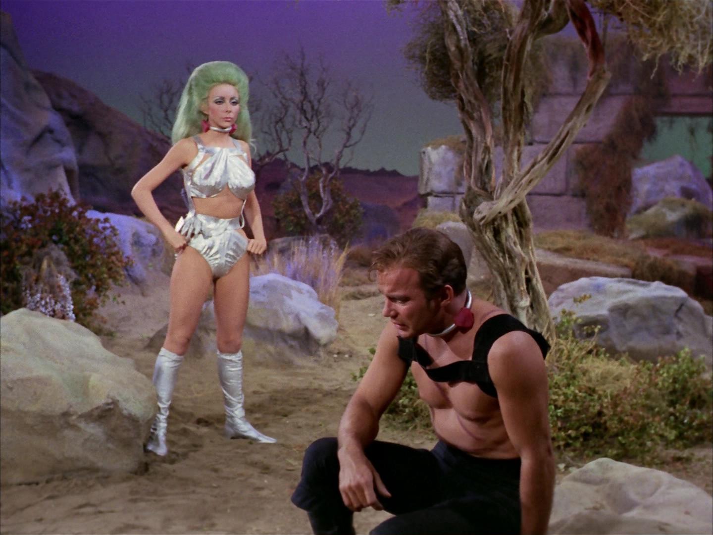 ariane179254_StarTrek_2x16_TheGamestersOfTriskelion_1706.jpg