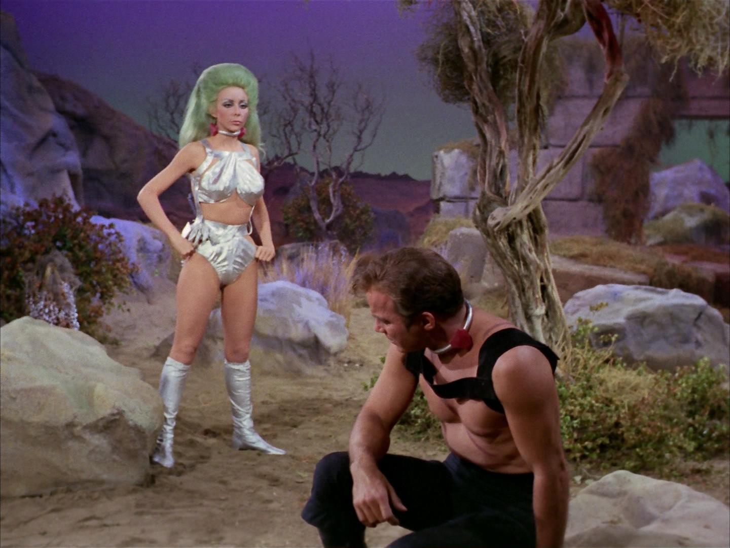 ariane179254_StarTrek_2x16_TheGamestersOfTriskelion_1707.jpg