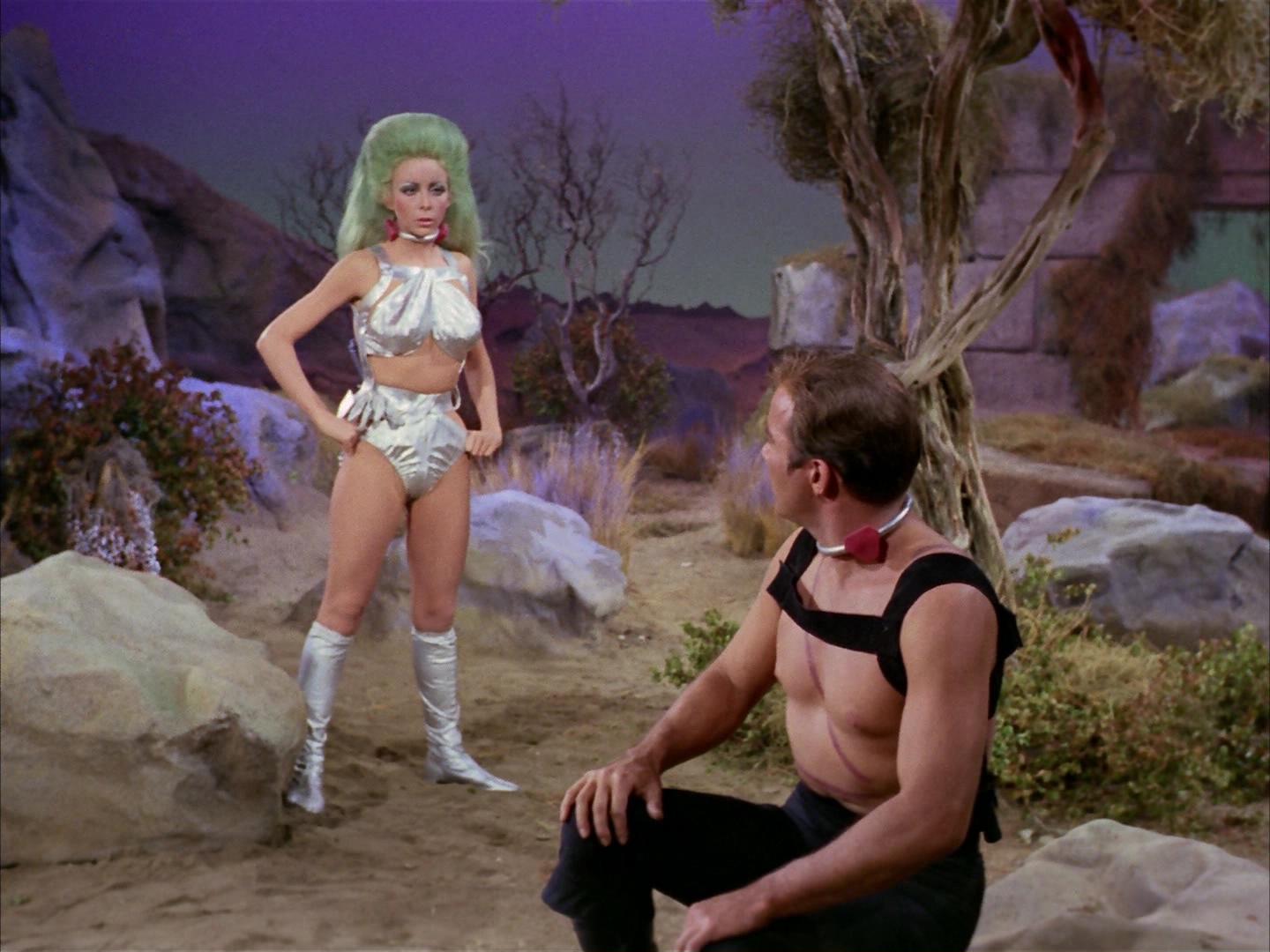 ariane179254_StarTrek_2x16_TheGamestersOfTriskelion_1723.jpg