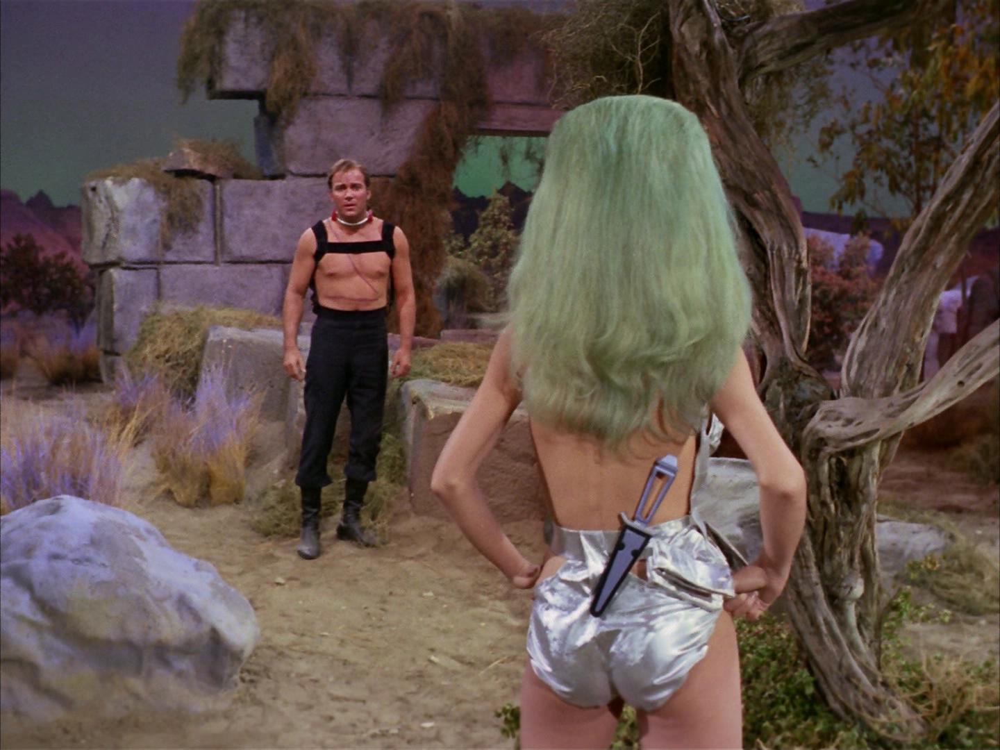 ariane179254_StarTrek_2x16_TheGamestersOfTriskelion_1750.jpg