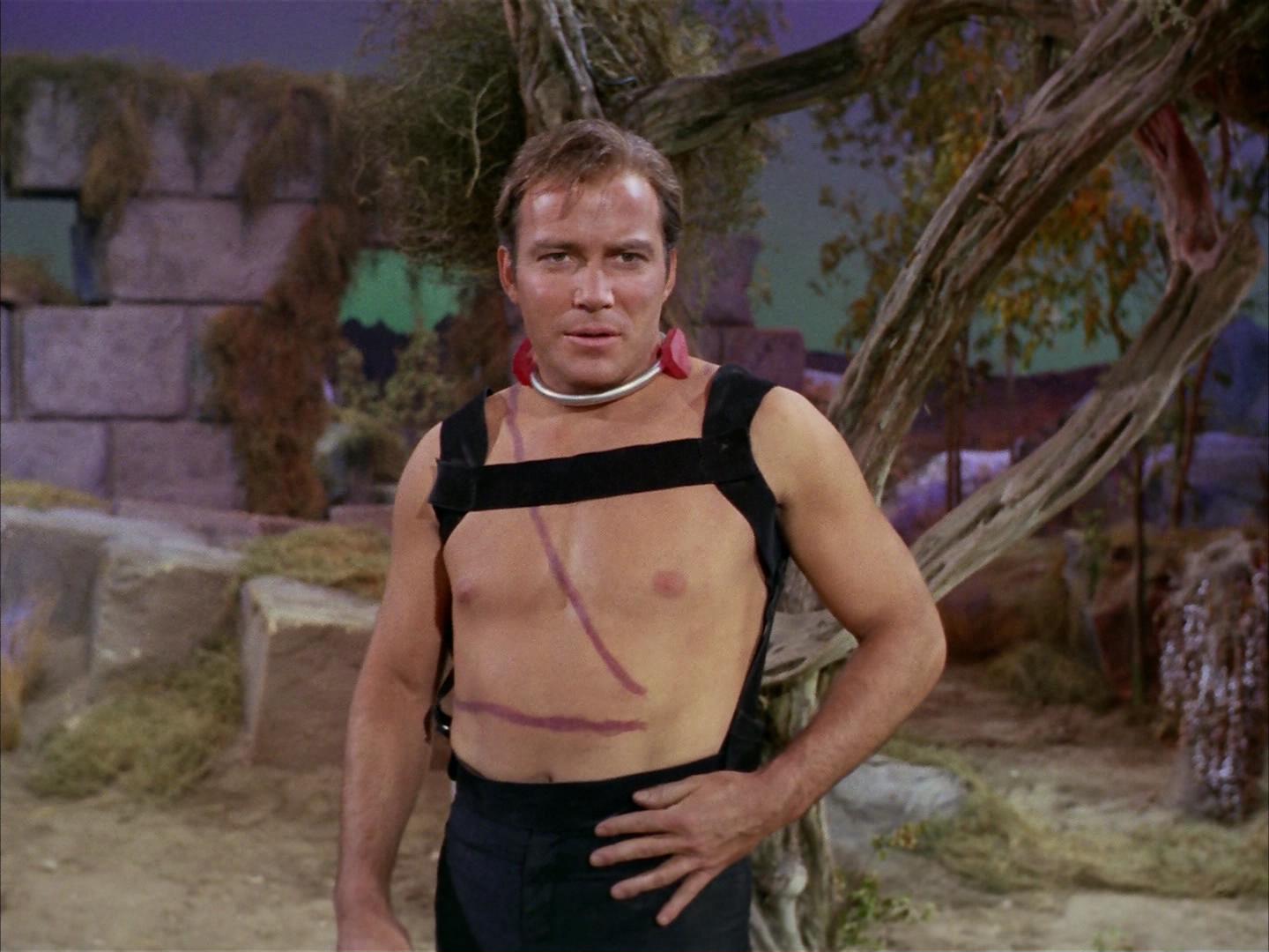 ariane179254_StarTrek_2x16_TheGamestersOfTriskelion_1773.jpg