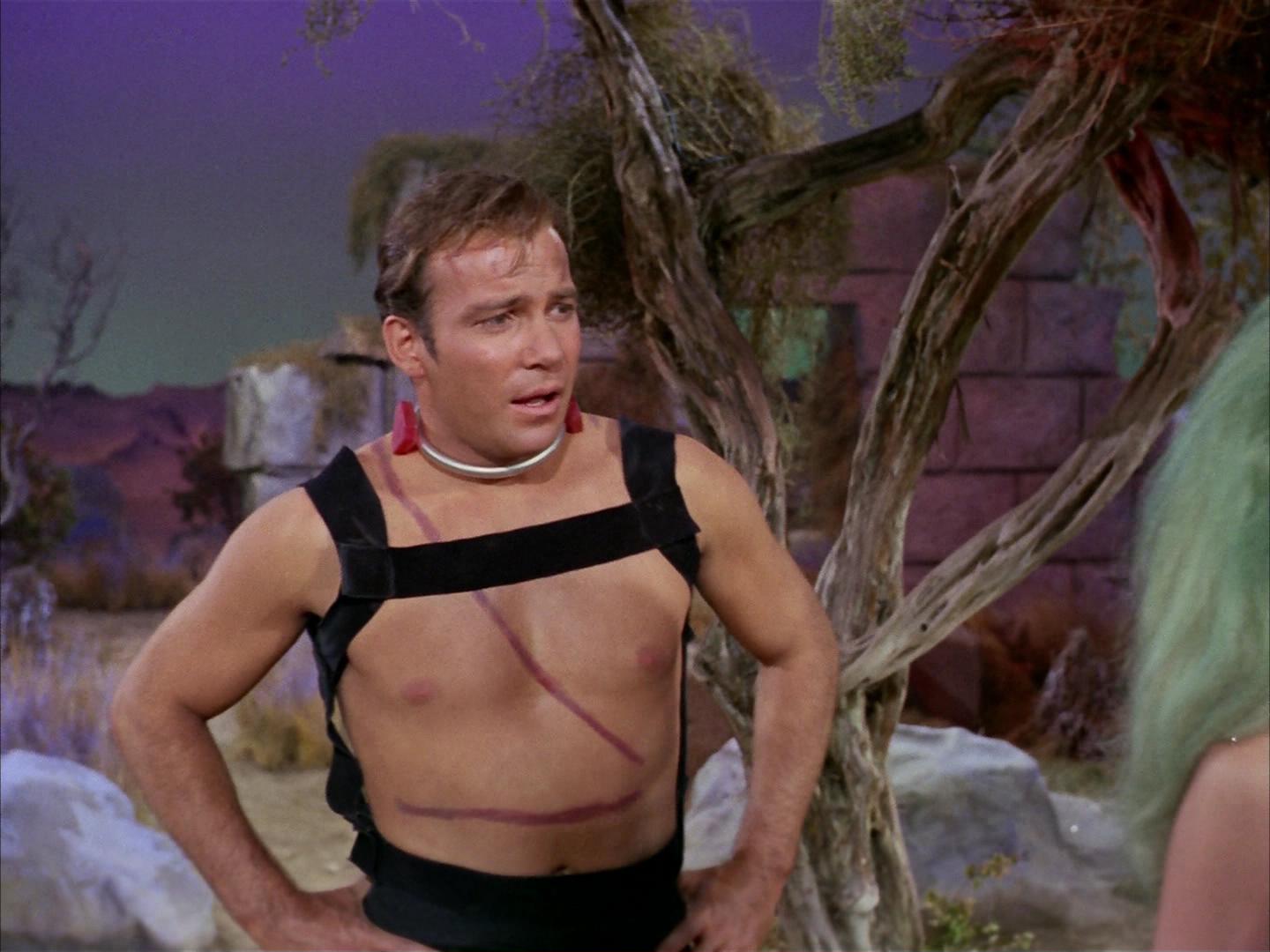 ariane179254_StarTrek_2x16_TheGamestersOfTriskelion_1778.jpg