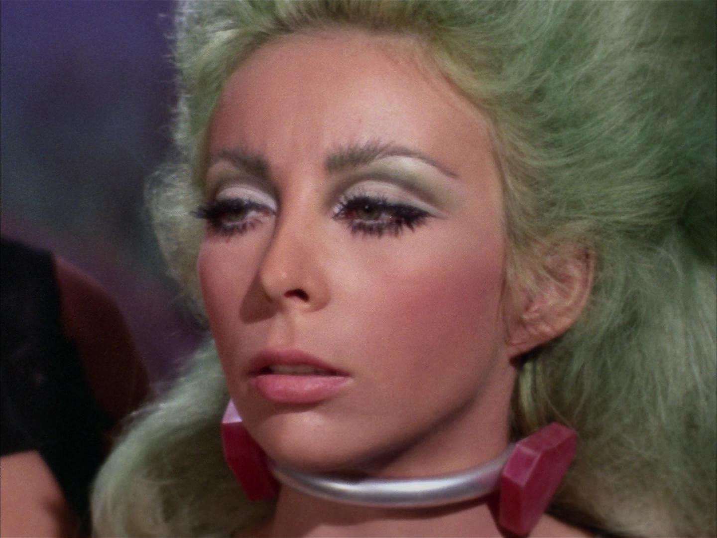 ariane179254_StarTrek_2x16_TheGamestersOfTriskelion_1788.jpg