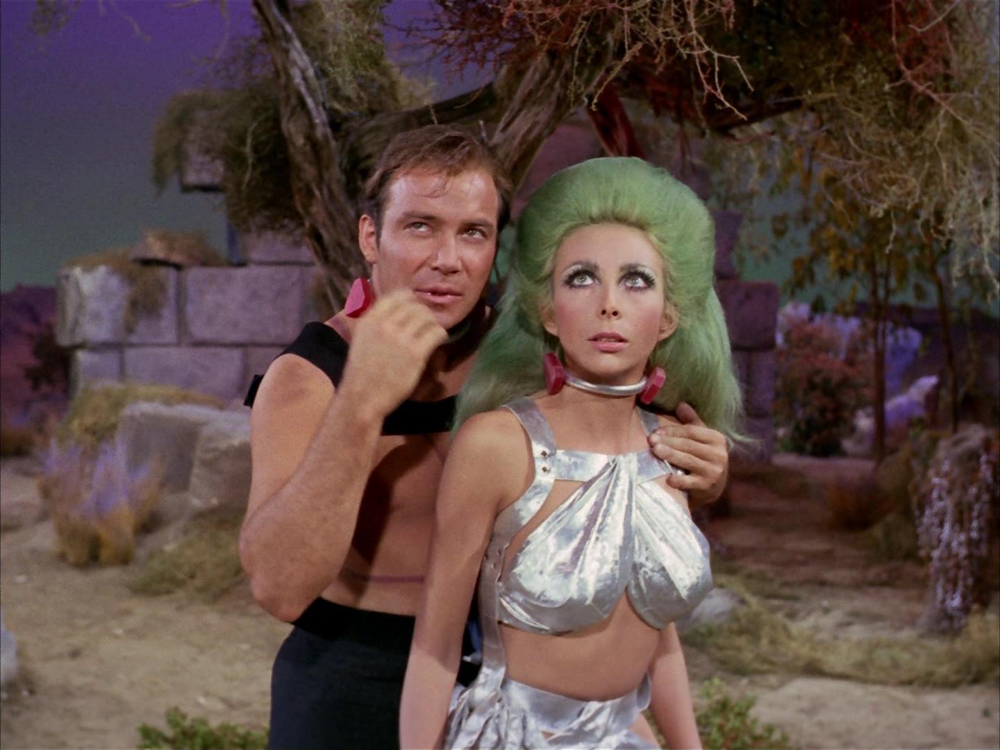 ariane179254_StarTrek_2x16_TheGamestersOfTriskelion_1806.jpg