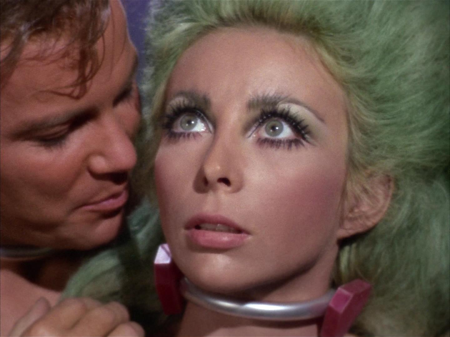 ariane179254_StarTrek_2x16_TheGamestersOfTriskelion_1810.jpg