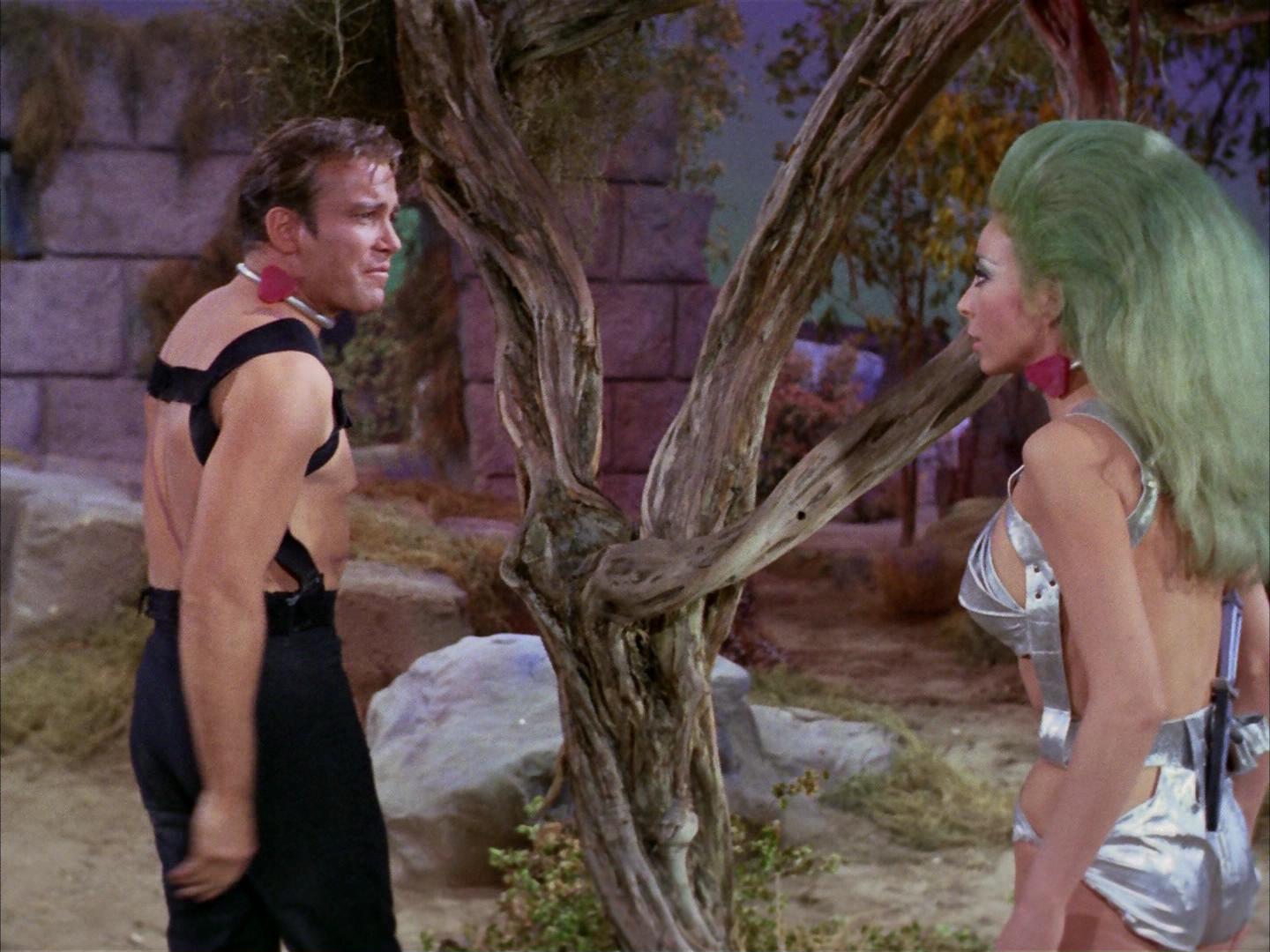 ariane179254_StarTrek_2x16_TheGamestersOfTriskelion_1841.jpg
