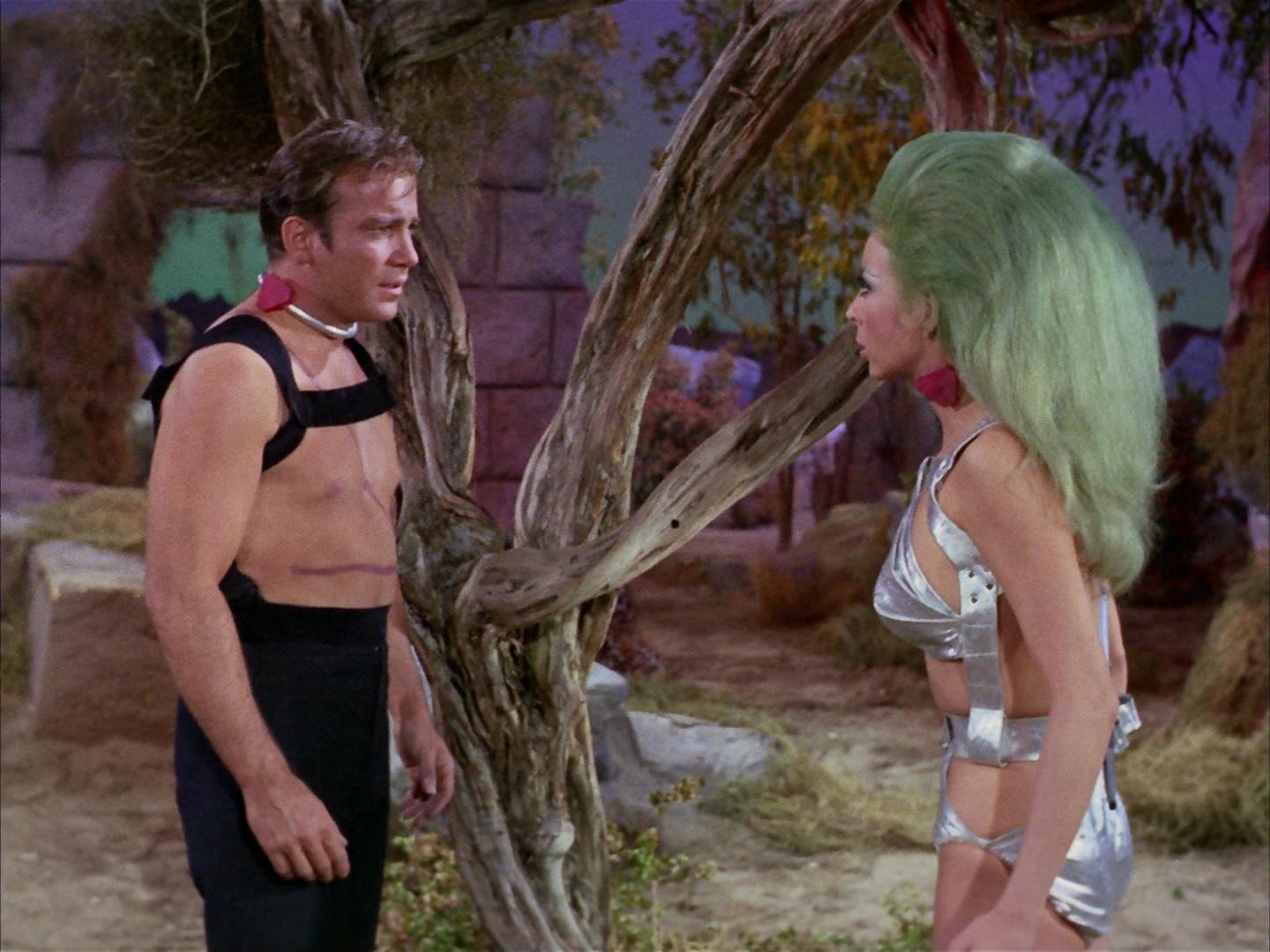 ariane179254_StarTrek_2x16_TheGamestersOfTriskelion_1852.jpg