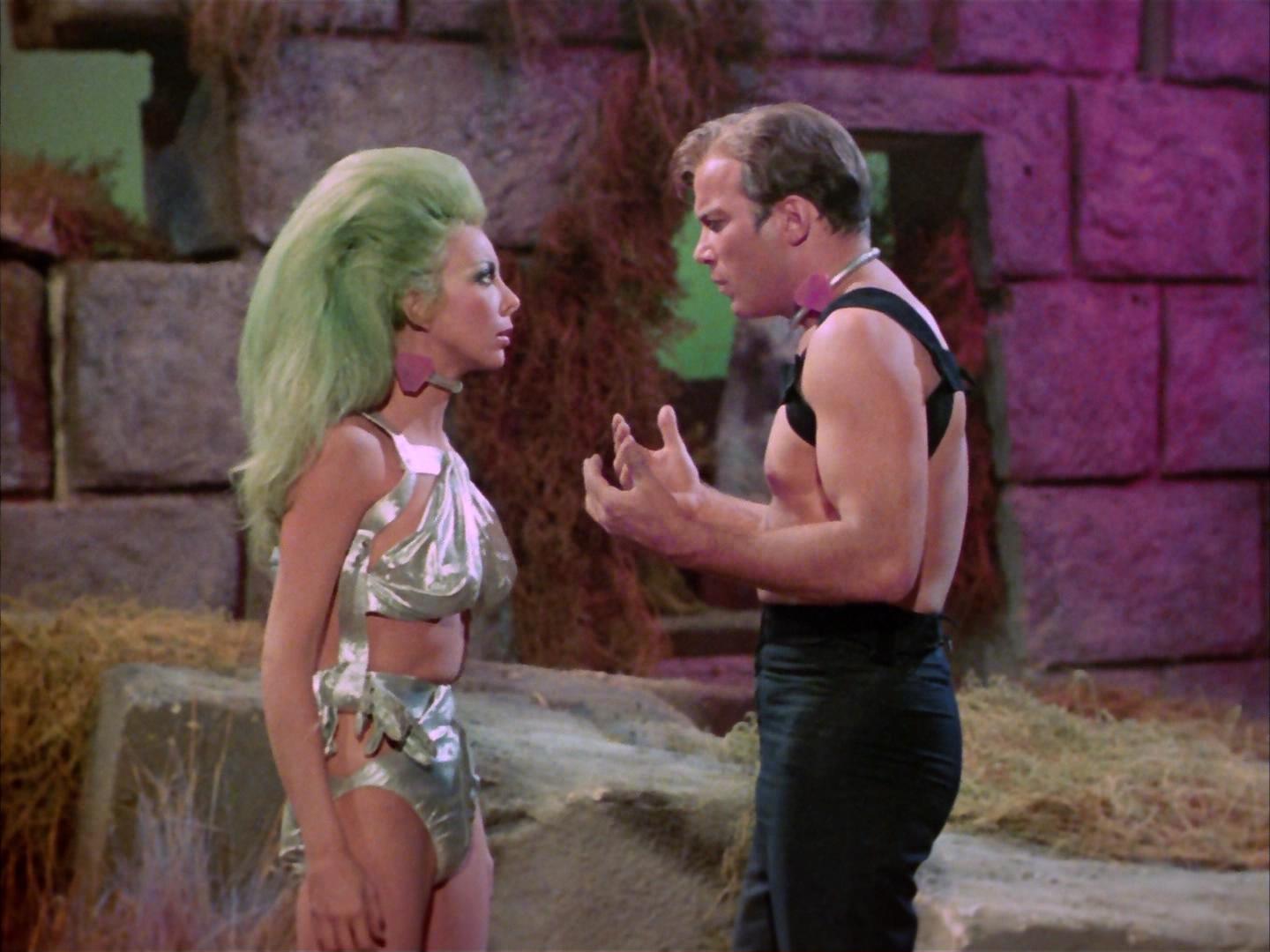 ariane179254_StarTrek_2x16_TheGamestersOfTriskelion_1921.jpg