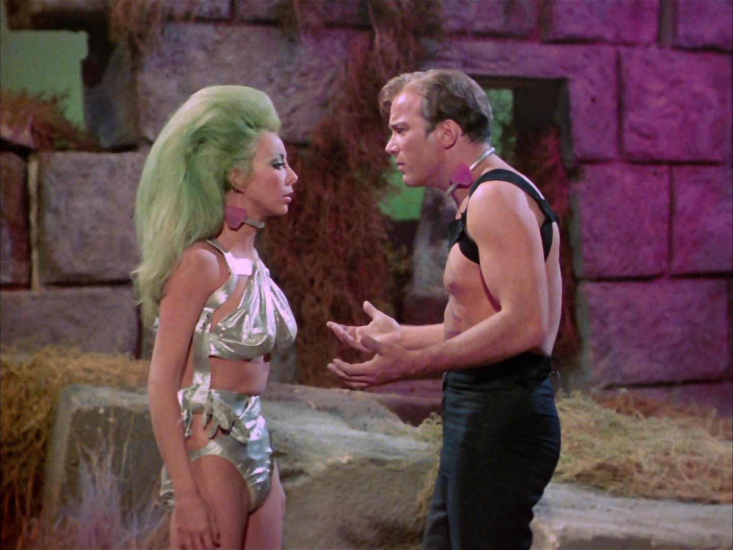 ariane179254_StarTrek_2x16_TheGamestersOfTriskelion_1923.jpg