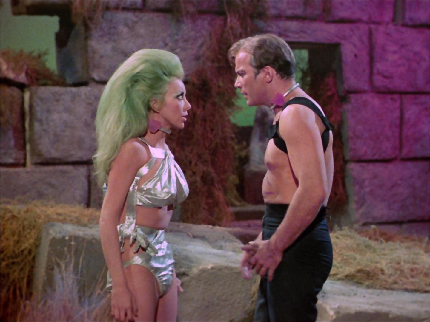 ariane179254_StarTrek_2x16_TheGamestersOfTriskelion_1930.jpg