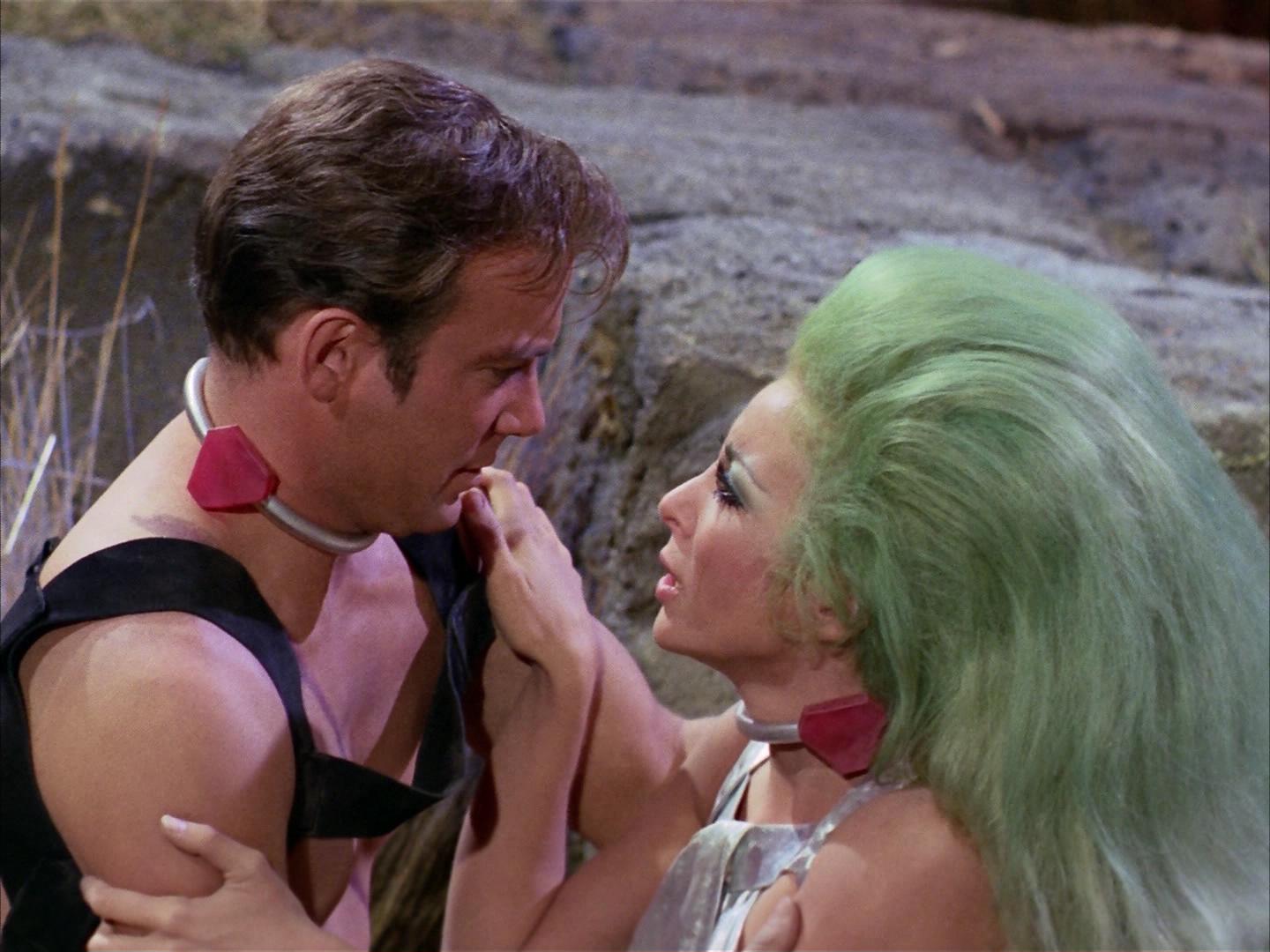 ariane179254_StarTrek_2x16_TheGamestersOfTriskelion_2020.jpg