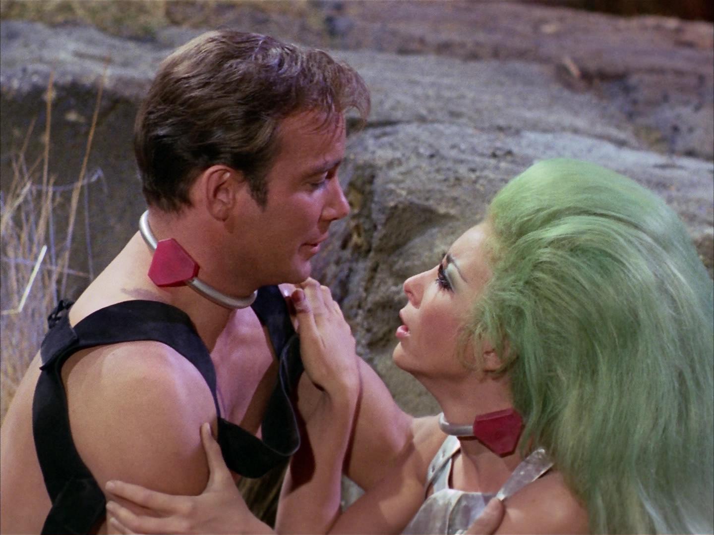 ariane179254_StarTrek_2x16_TheGamestersOfTriskelion_2028.jpg