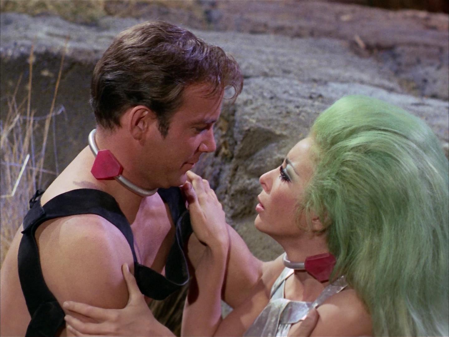 ariane179254_StarTrek_2x16_TheGamestersOfTriskelion_2031.jpg