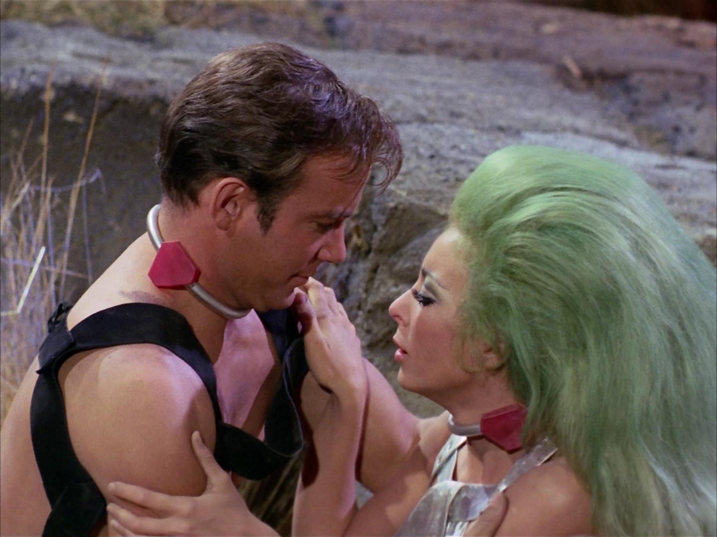ariane179254_StarTrek_2x16_TheGamestersOfTriskelion_2032.jpg