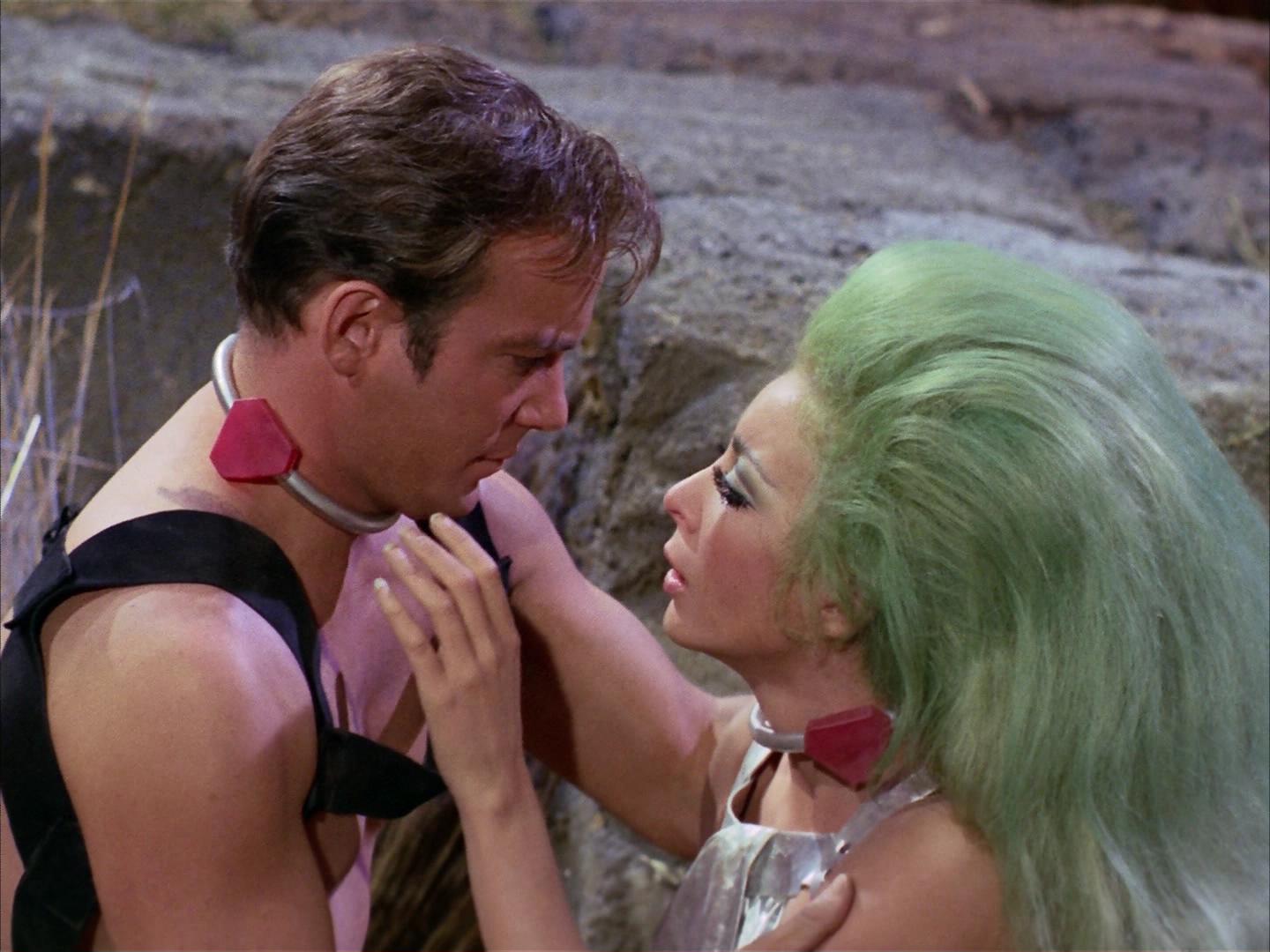 ariane179254_StarTrek_2x16_TheGamestersOfTriskelion_2044.jpg