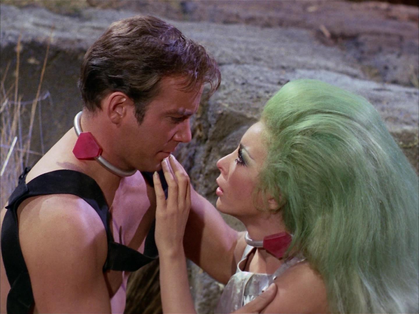 ariane179254_StarTrek_2x16_TheGamestersOfTriskelion_2046.jpg