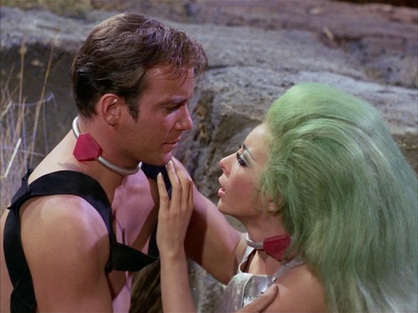 ariane179254_StarTrek_2x16_TheGamestersOfTriskelion_2047.jpg