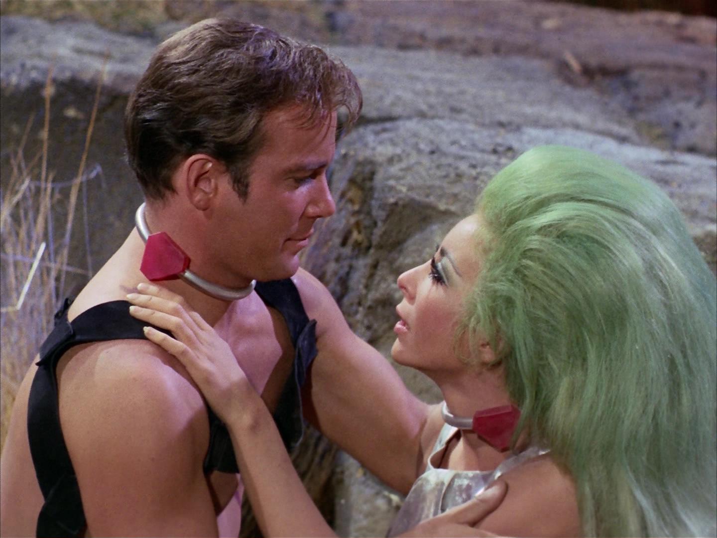 ariane179254_StarTrek_2x16_TheGamestersOfTriskelion_2055.jpg