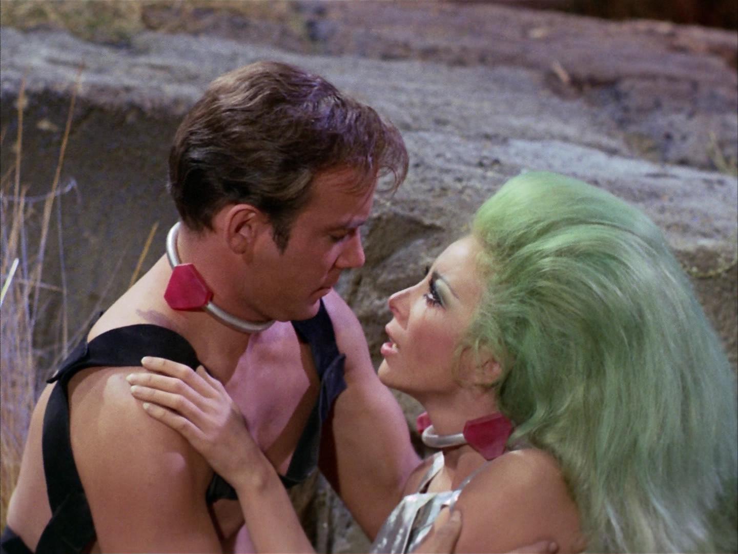 ariane179254_StarTrek_2x16_TheGamestersOfTriskelion_2080.jpg